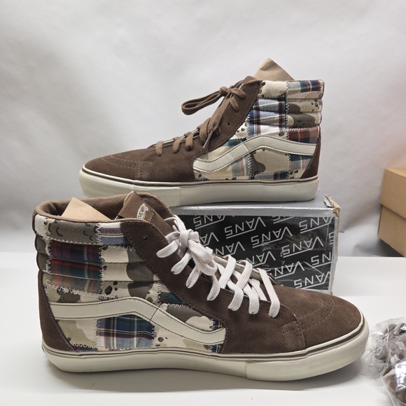 Vans Vault Sk8 Hi LX Patchwork (Desert Camo) Quarry /Buff White Men\'s 13